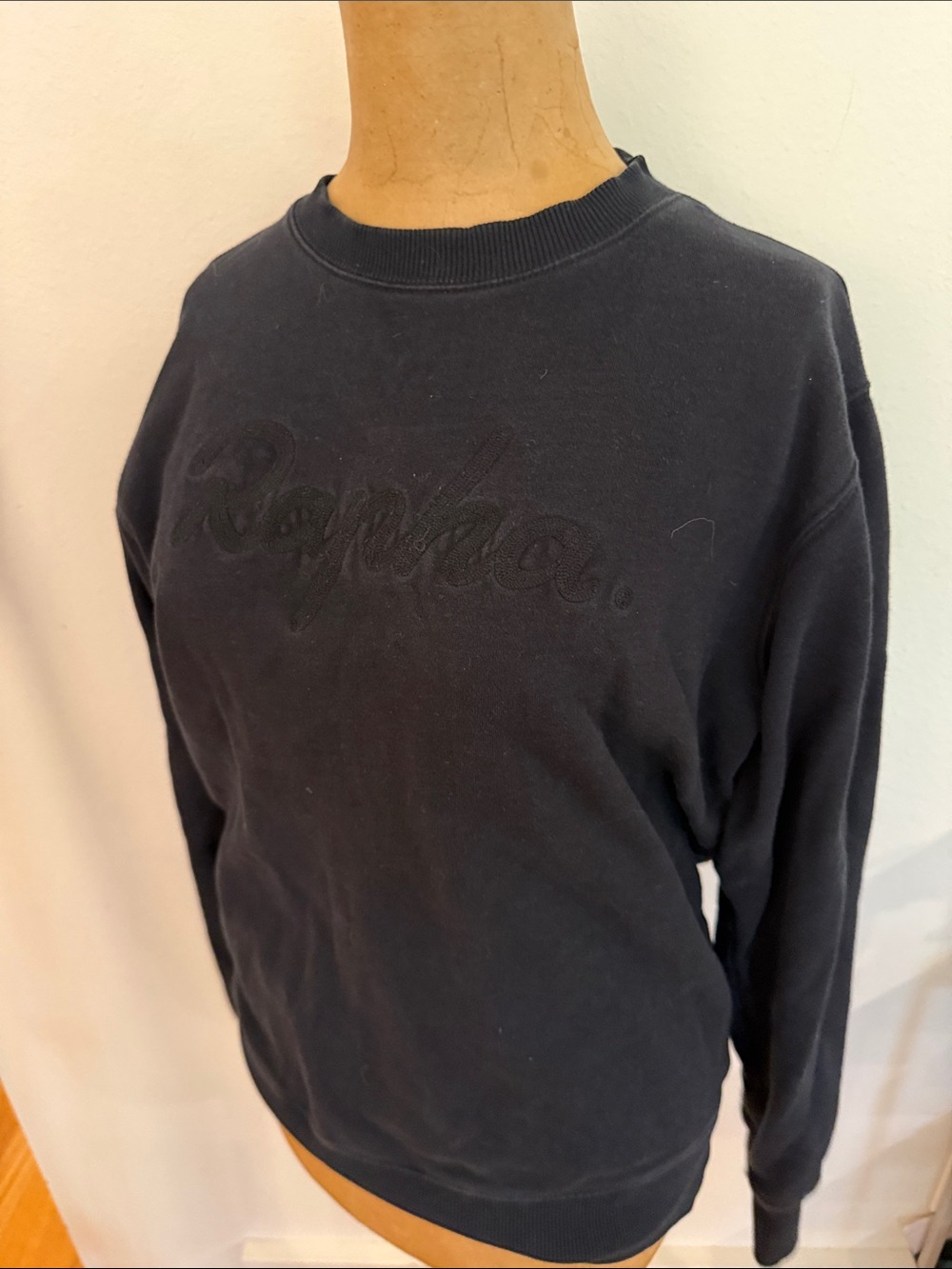 Rapha sz S Black Logo Sweatshirt 100% cotton Embroidered Crewneck good cond - Picture 4 of 9